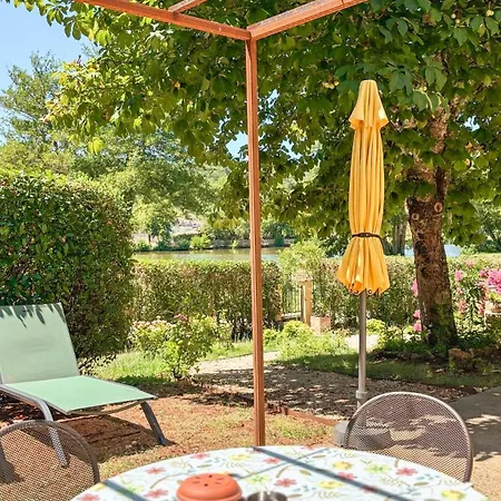 Du Moulin De Maitre Pierre Holiday home Payrignac